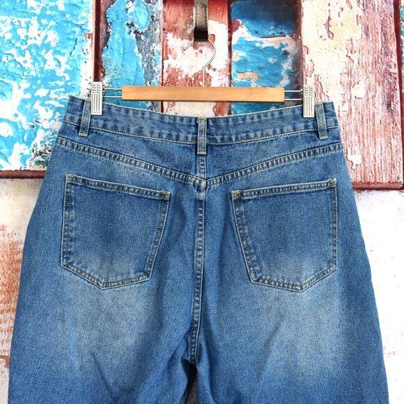 Women's Forever 21 Jeans High Rise Straight Leg SIZE 31 Medium Wash - Picture 7 of 10